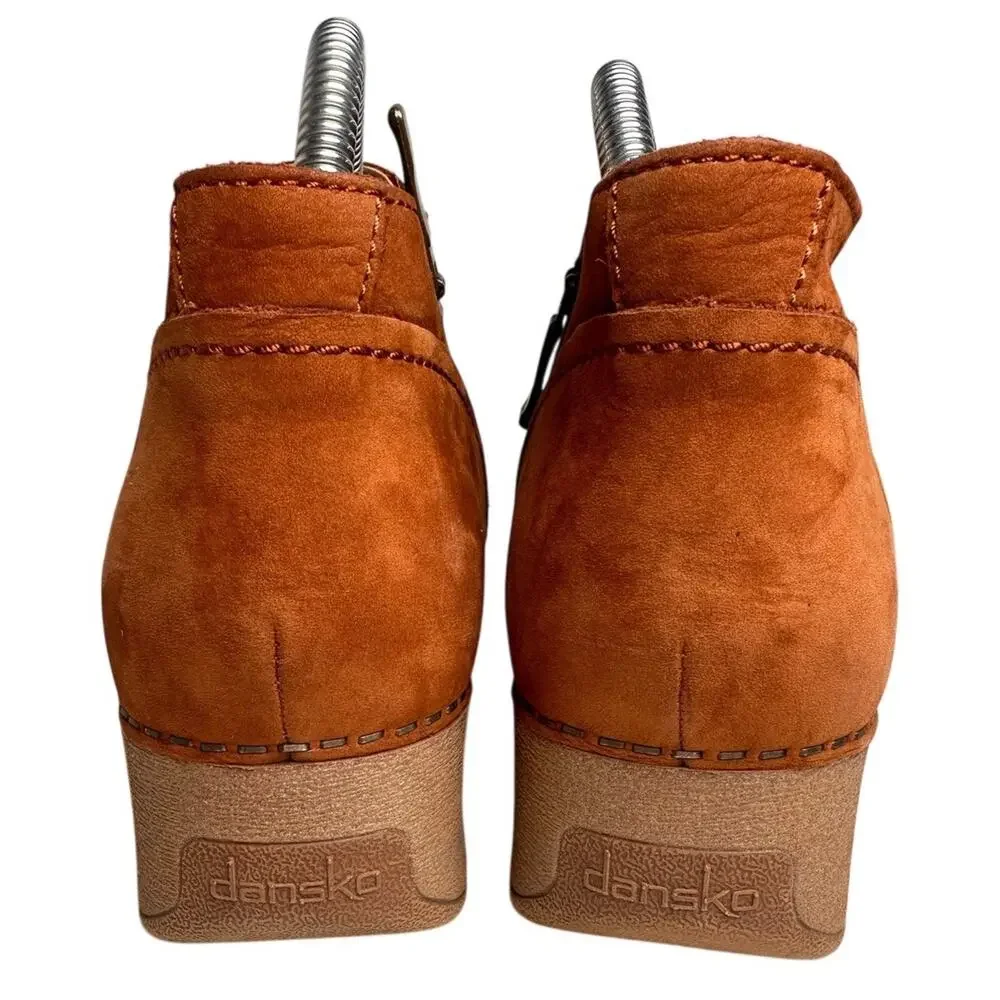 Dansko Women's Ankle Boots in Tan - Picture 4 of 15